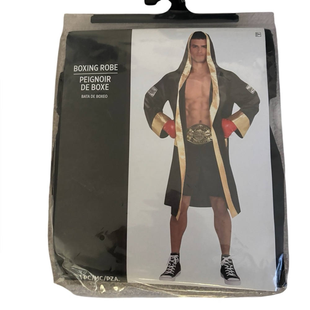 NWT Black and Gold Satin Boxing Robe Costume